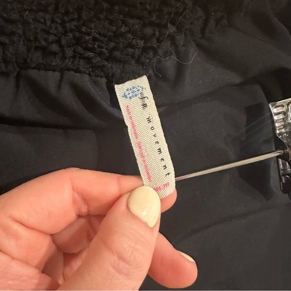 FP Movement Black Puffer - Picture 4 of 5